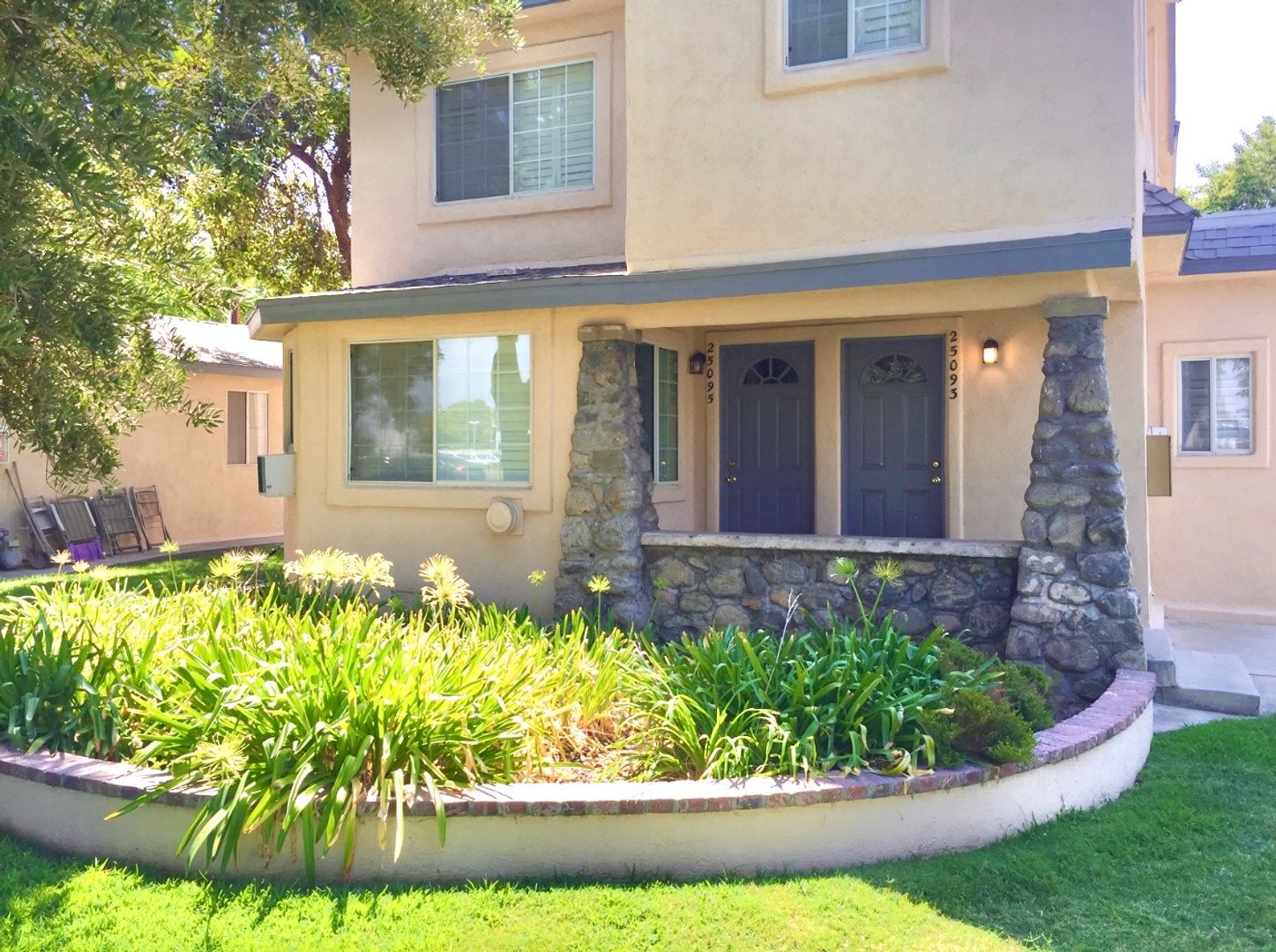 Loma Linda Apartment: 25091  - 25101 1/2 Redlands Blvd