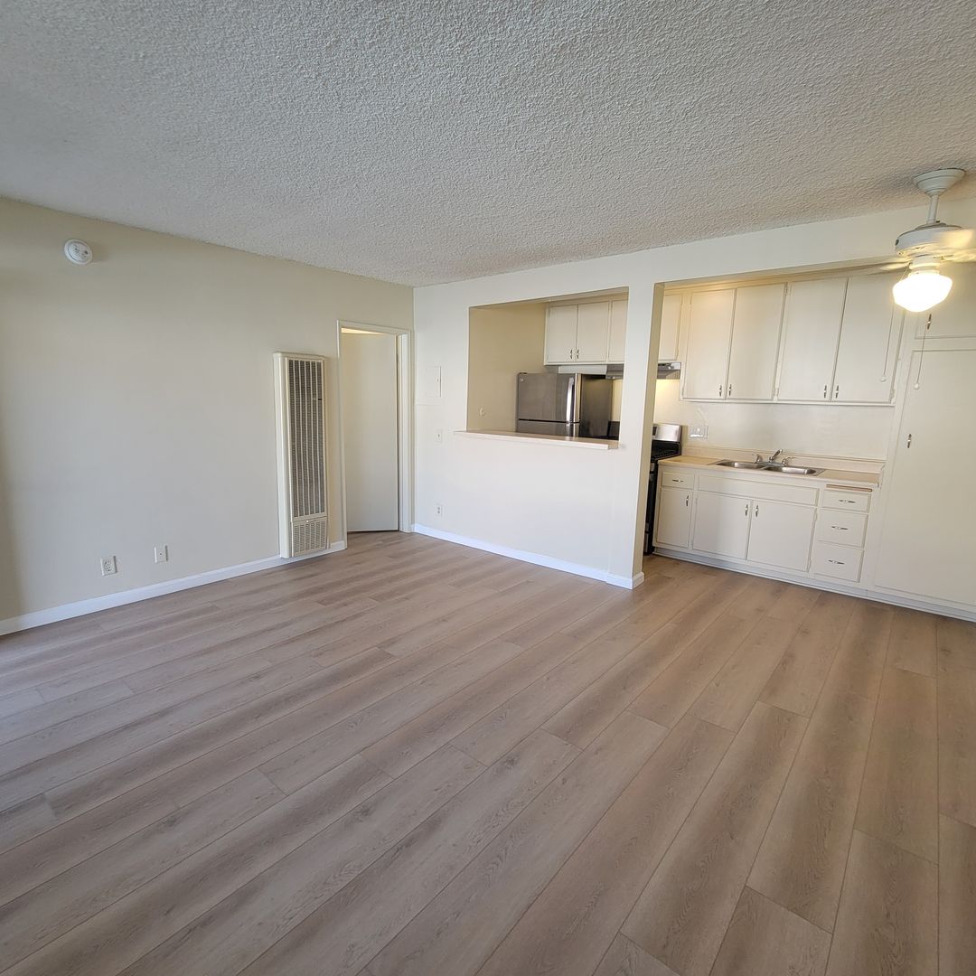 Northridge Apartment: 18429 Prairie St.