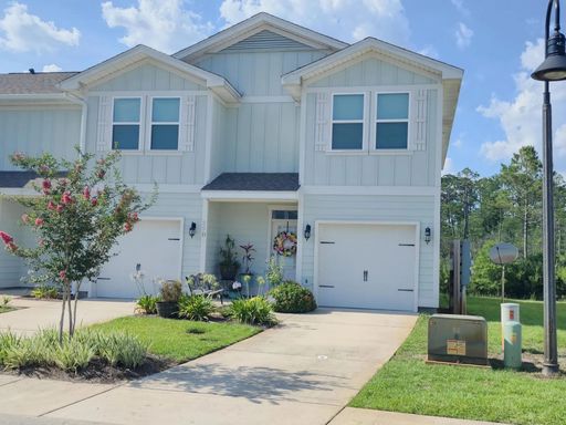 Coming Soon: 3-Bed End Unit in the Desirable Miller's Crossing – photo 1