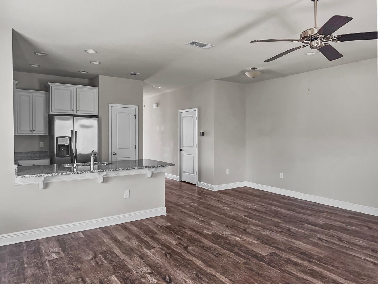 25 Crossing Ln #D 2 of 12