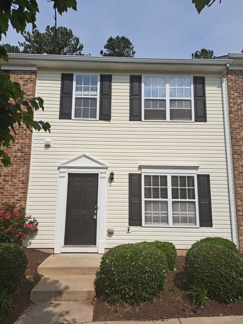 Durham Townhome: 128 Hidden Springs Drive