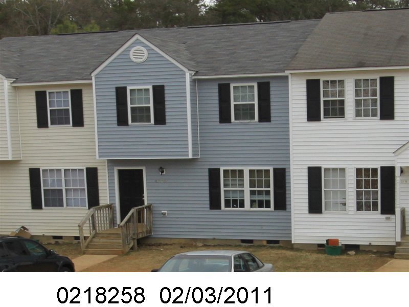 Raleigh Townhome: 4220 Kaplan Dr.