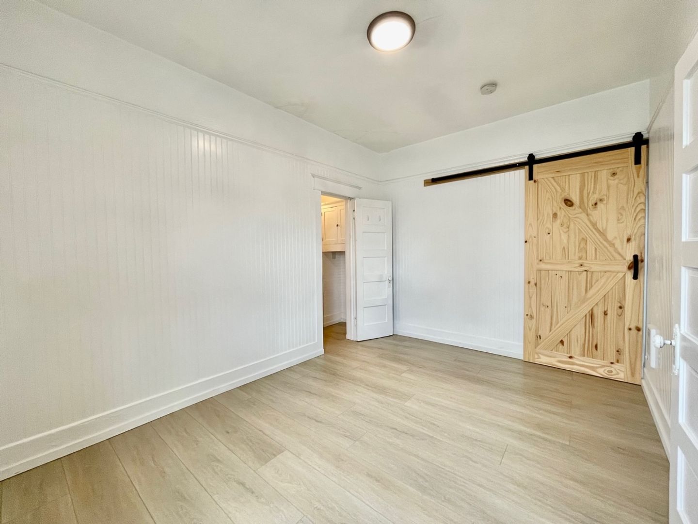 Cheney Apartment: 518 G. St