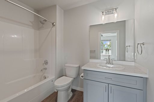 Listing photo thumbnail