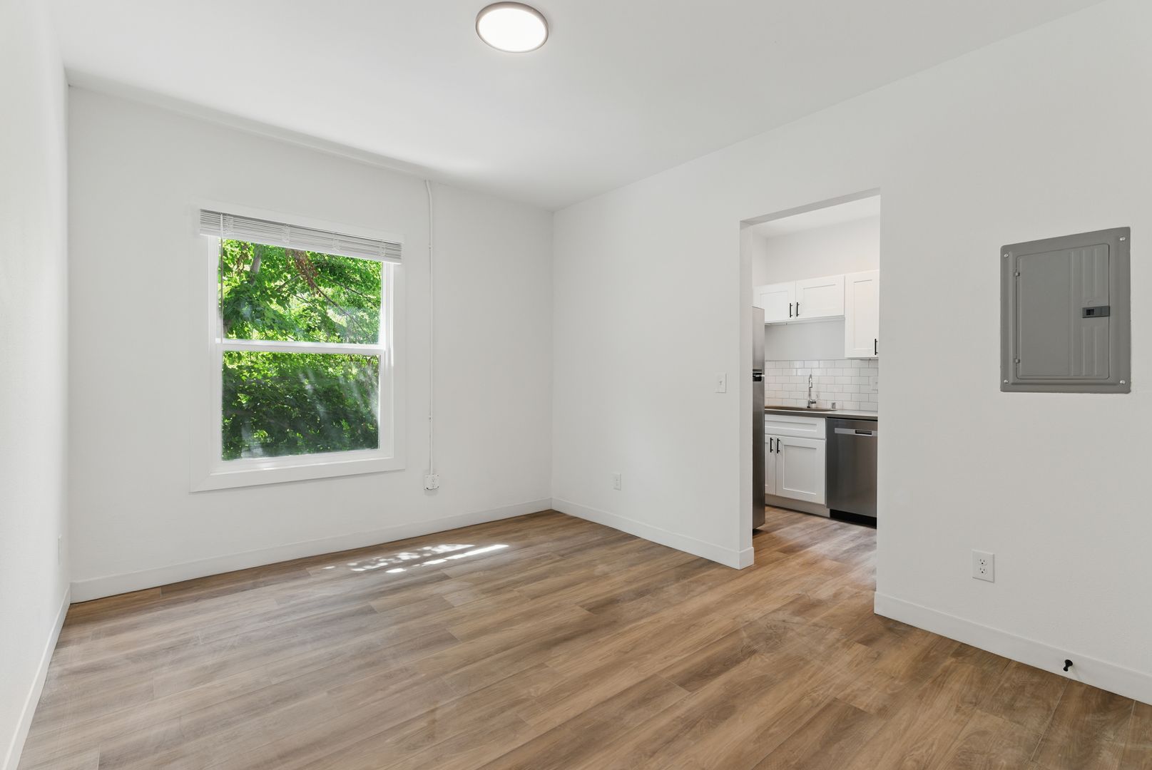 Spokane Apartment: 206 West 8th Avenue