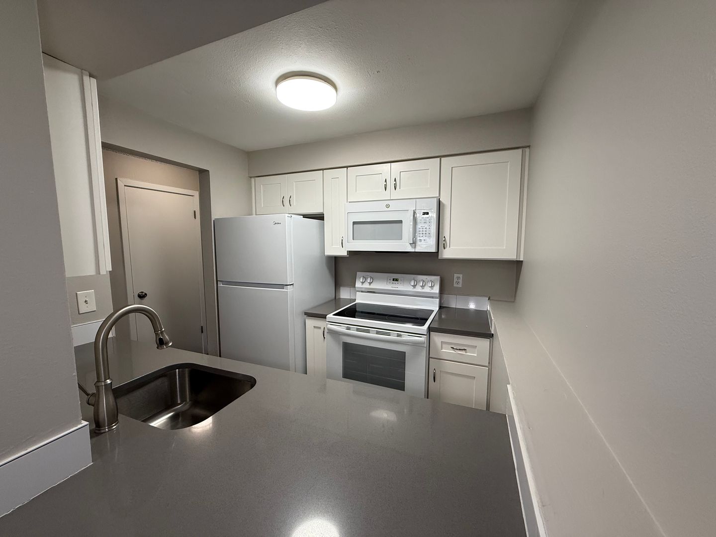 Spokane Apartment: 1802-1814 West Sharp Avenue