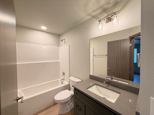 Listing photo thumbnail