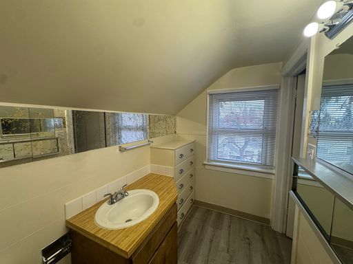 Listing photo thumbnail