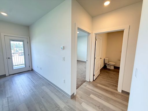 Listing photo thumbnail