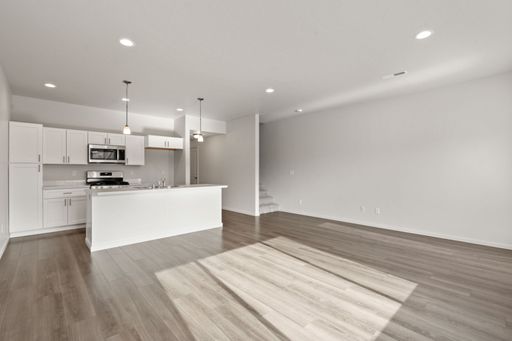 Listing photo thumbnail