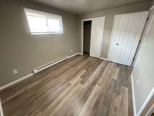 Listing photo thumbnail