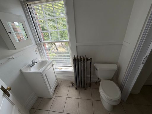 Listing photo thumbnail