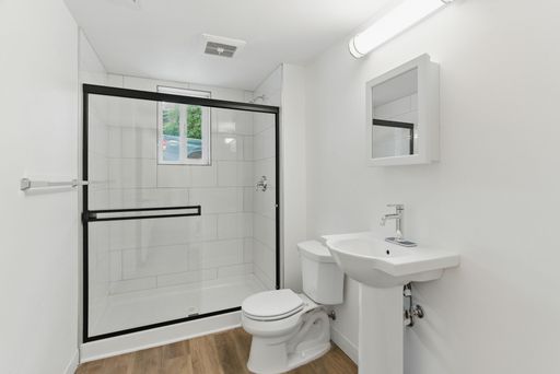 Listing photo thumbnail
