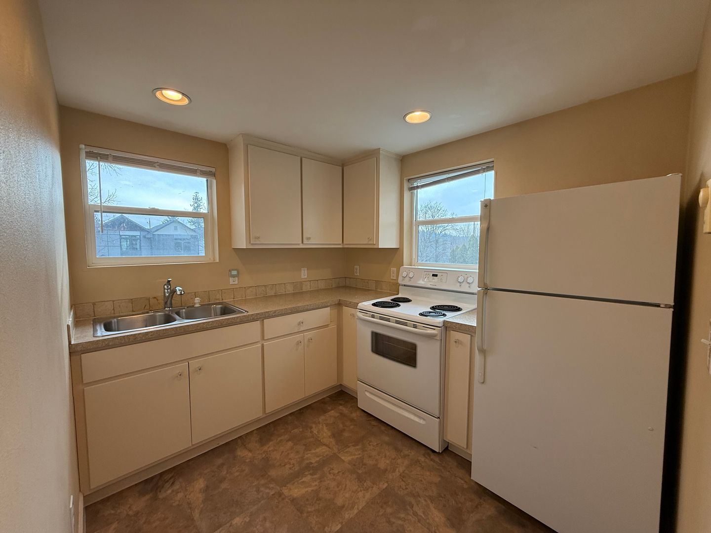 Spokane Apartment: 2008 West 9th Avenue