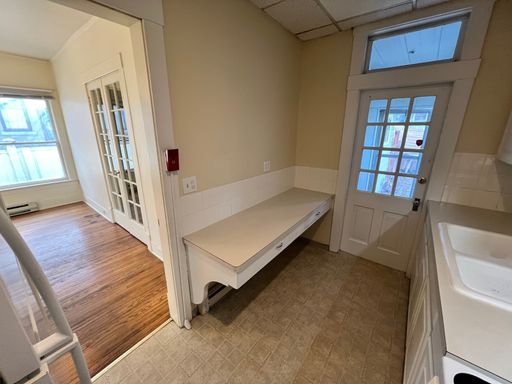 Listing photo thumbnail