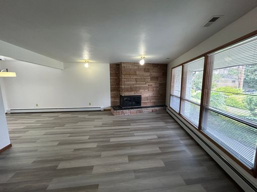Listing photo thumbnail
