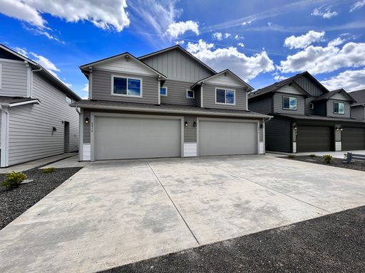 Listing photo thumbnail