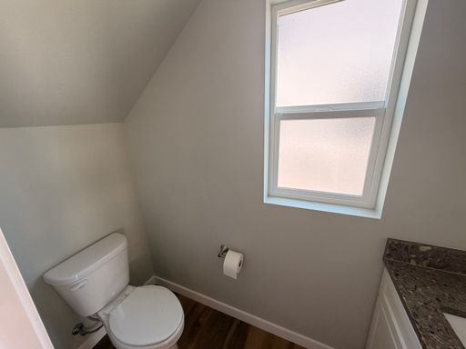 Listing photo thumbnail