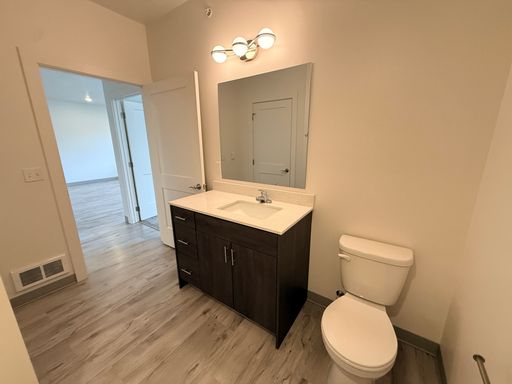 Listing photo thumbnail
