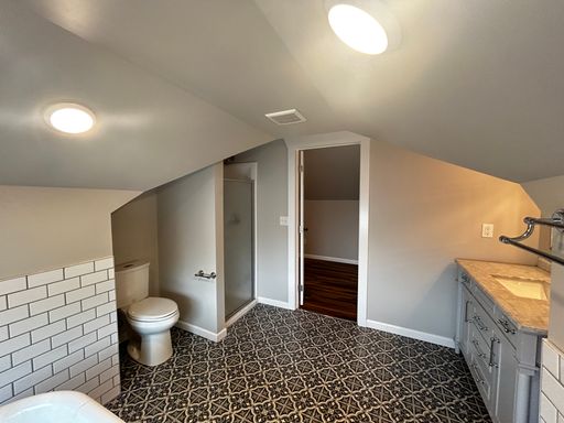 Listing photo thumbnail