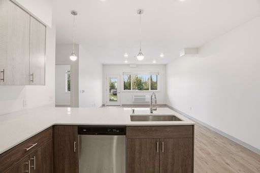 Listing photo thumbnail
