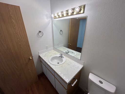 Listing photo thumbnail
