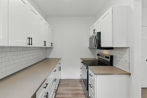 Listing photo thumbnail