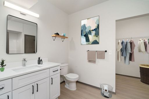 Listing photo thumbnail