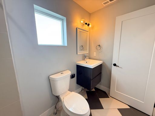 Listing photo thumbnail