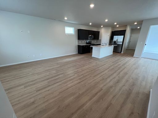 Listing photo thumbnail