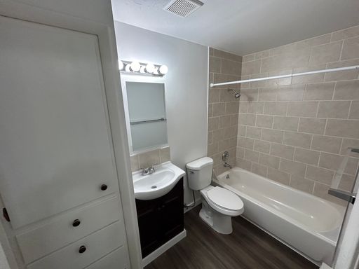 Listing photo thumbnail