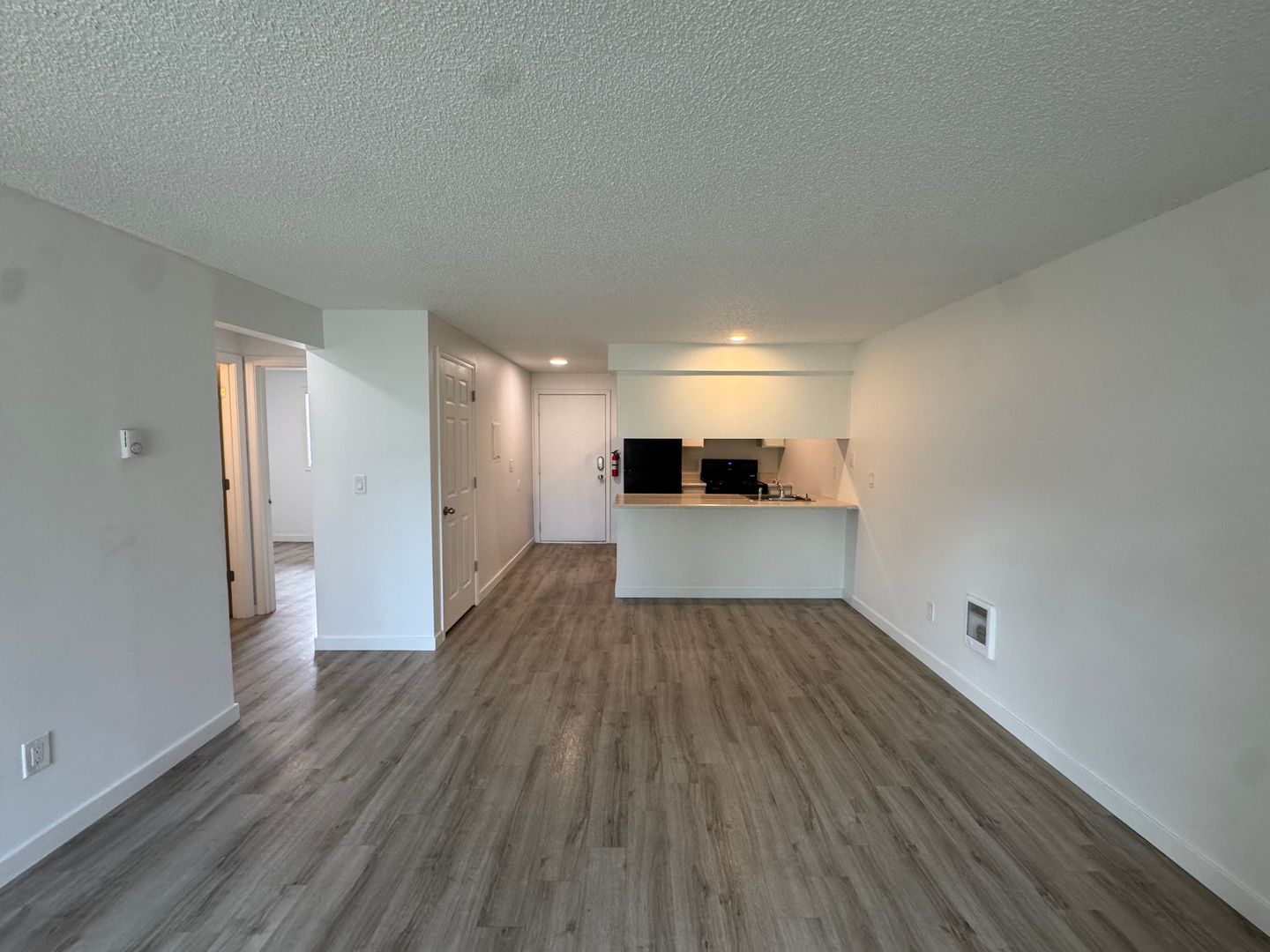 Spokane Valley Apartment: 402 South Eastern Road