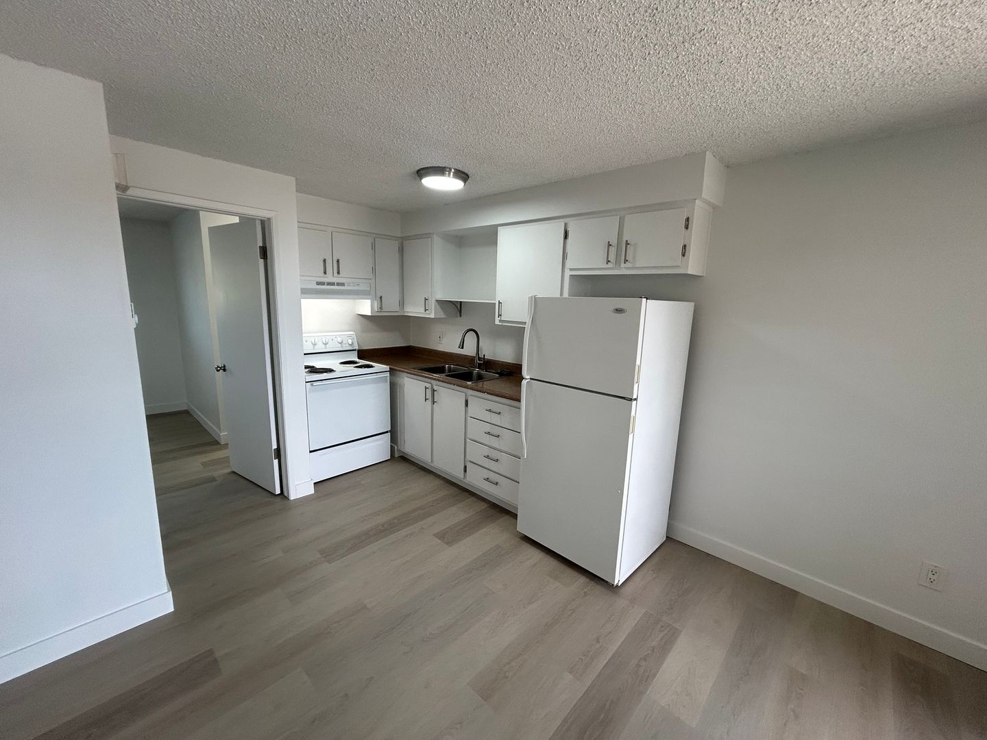 Cheney Apartment: 18 & 28 West 2nd