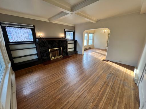 Gorgeous Remodeled 2 Bed, 1 Bath on South Hill! – photo 1