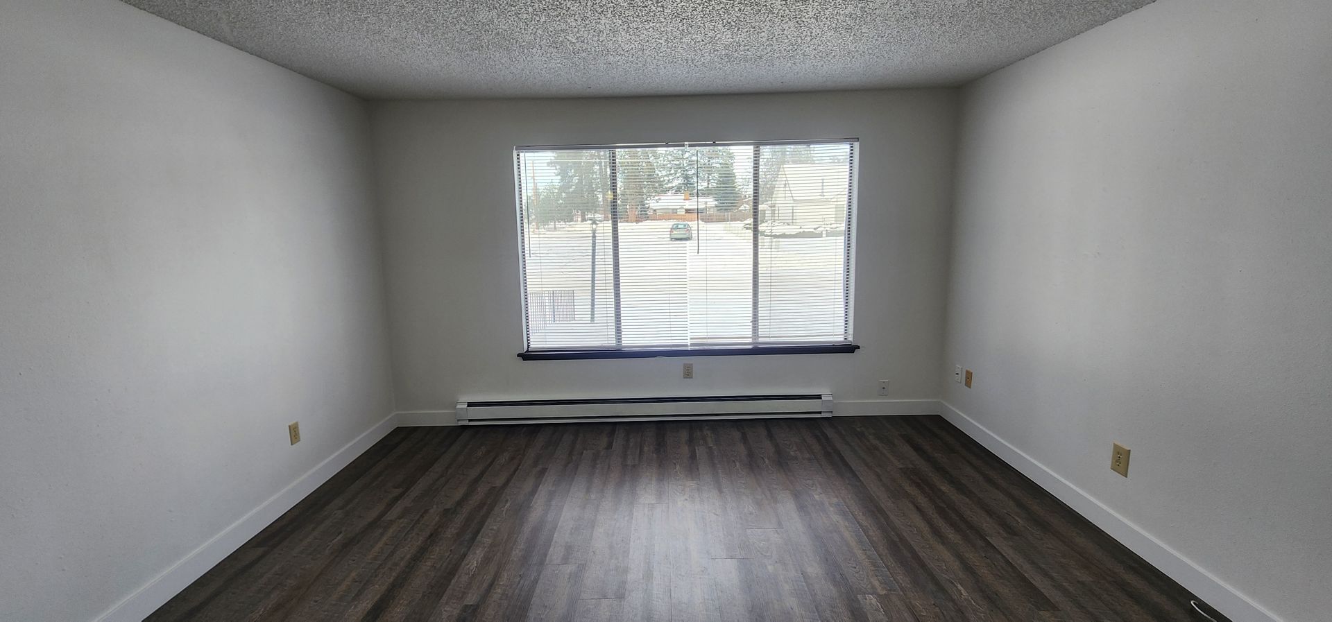 Deer Park Apartment: 112-114 East 2nd Street