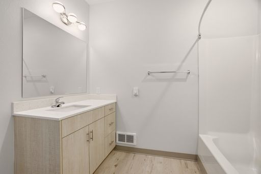 Listing photo thumbnail