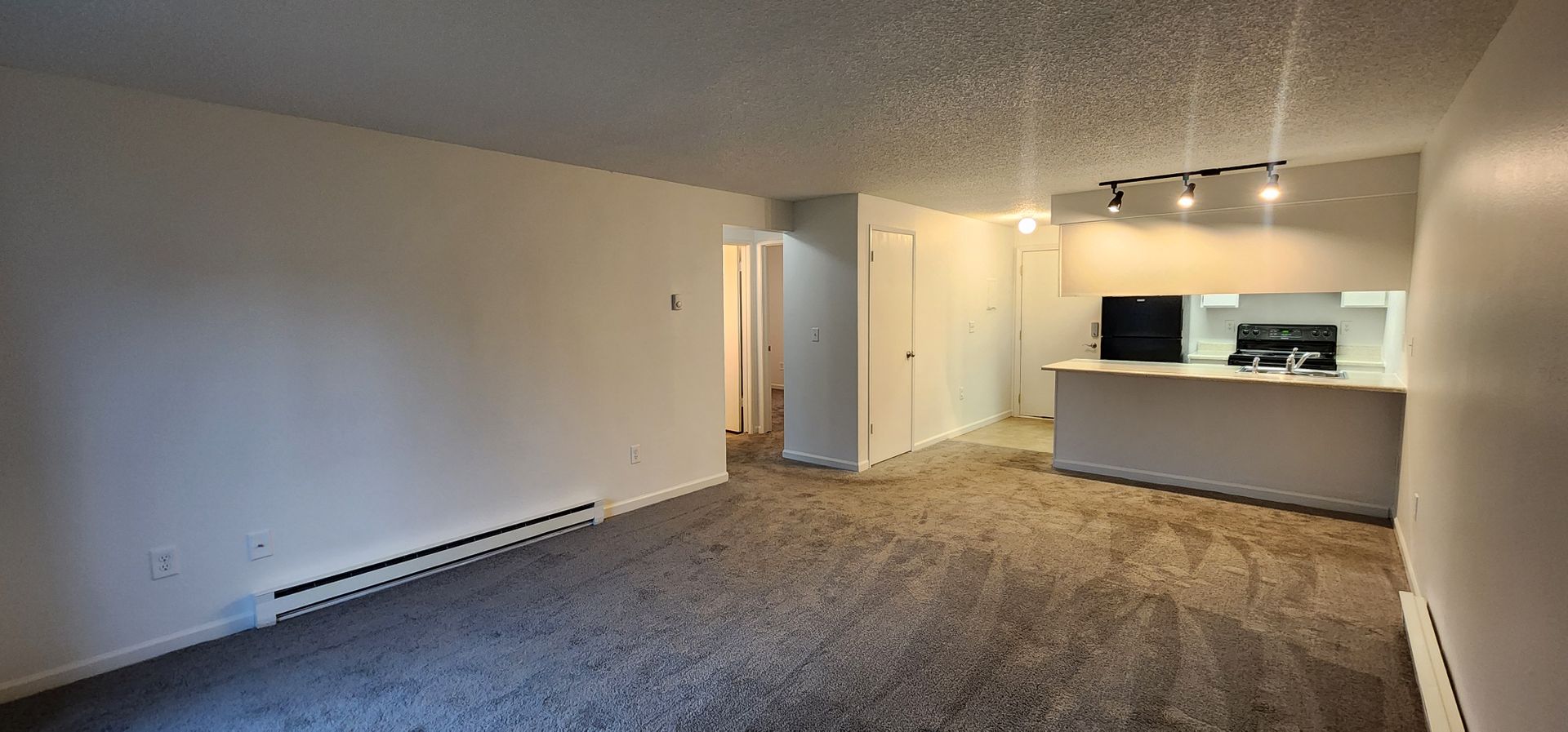 Spokane Valley Apartment: 402 S Eastern Rd