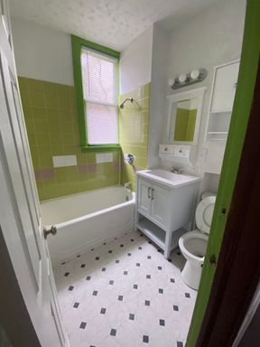 Listing photo thumbnail