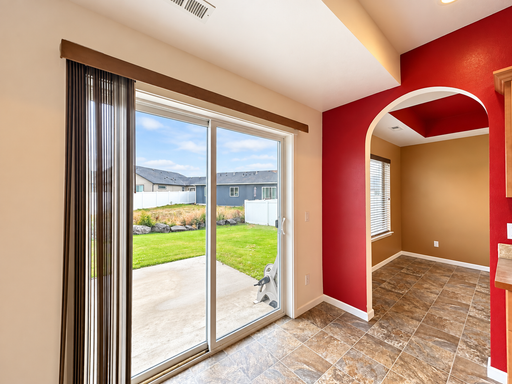 Listing photo thumbnail