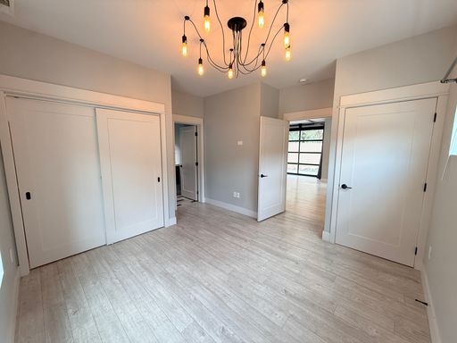Listing photo thumbnail