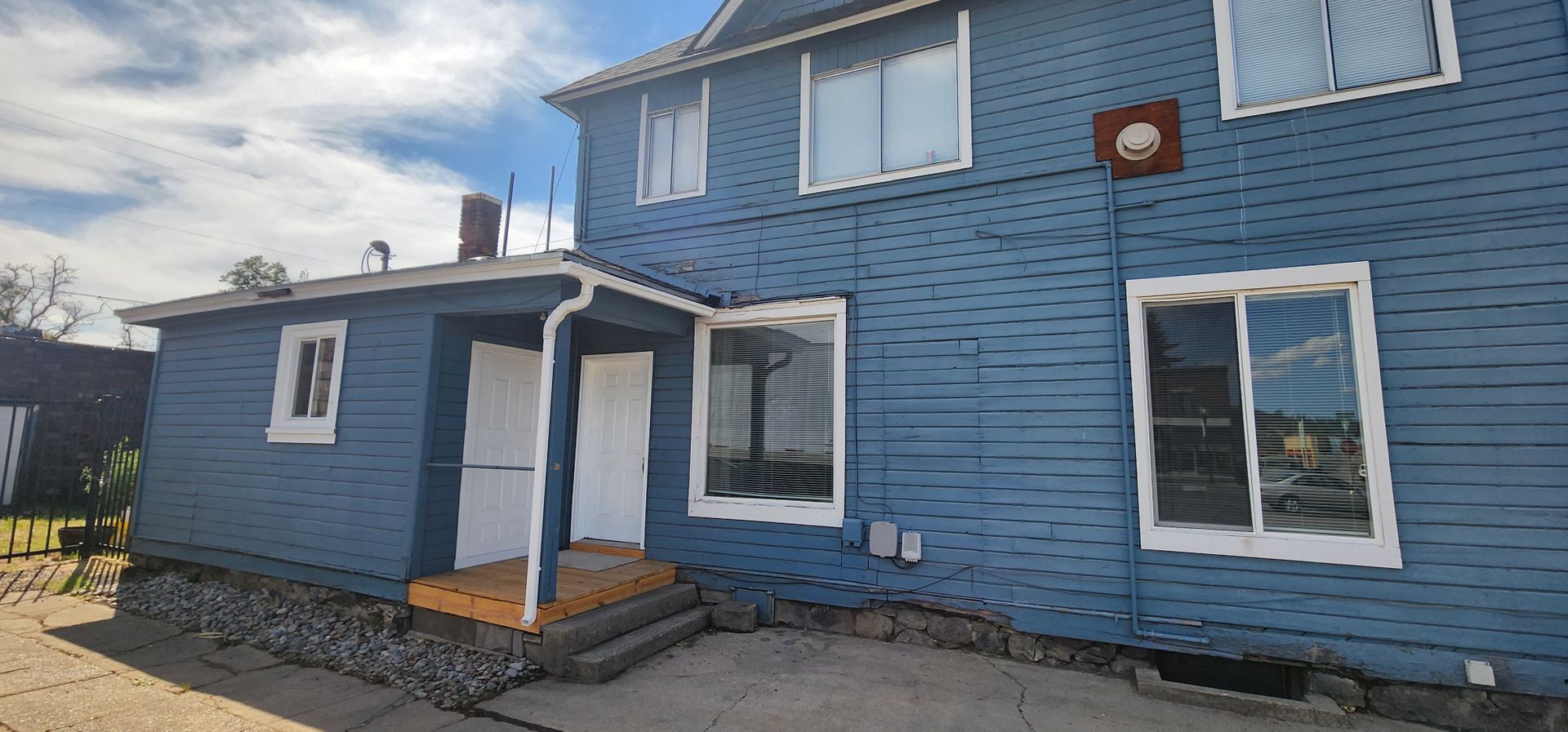 Spokane Apartment: 3018 East Olympic Avenue