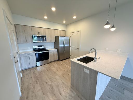 15922 East Valleyway Avenue - 109B, Spokane Valley, WA 99037