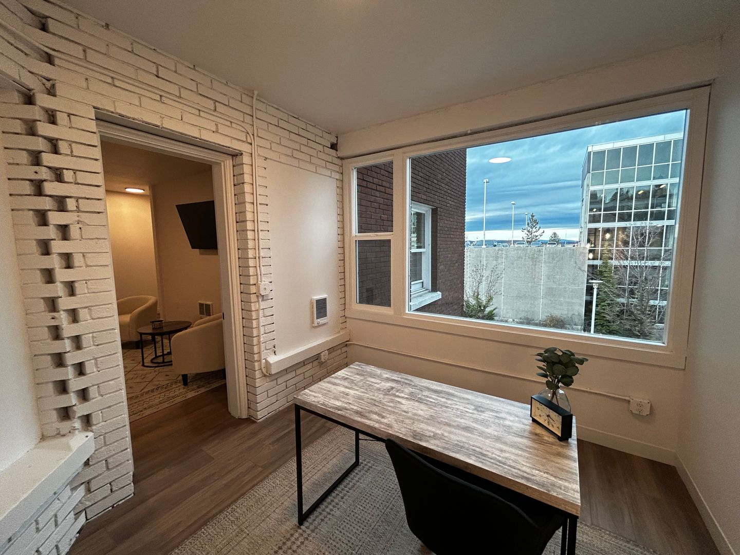 Spokane Apartment: 206 W 8th Avenue