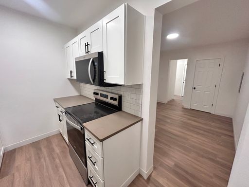 Listing photo thumbnail