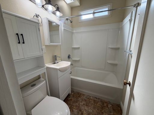 Listing photo thumbnail