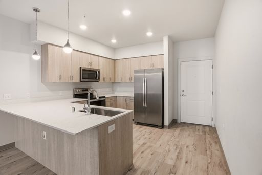 Listing photo thumbnail