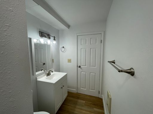 Listing photo thumbnail
