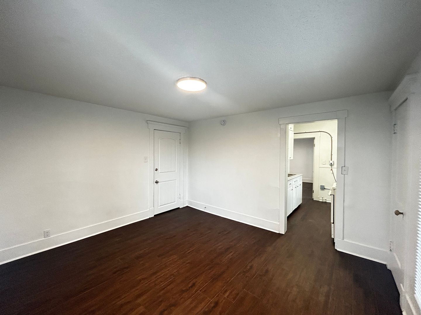 Spokane Apartment: 2002 West 8th Avenue