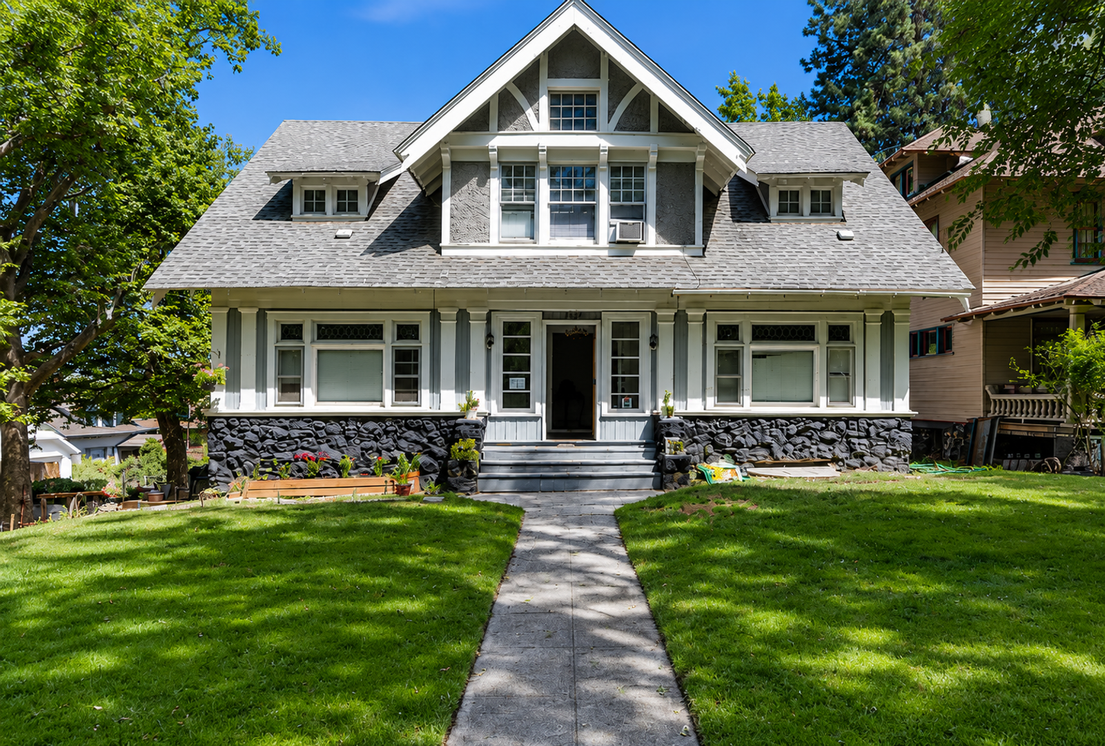 Spokane Apartment: 1828 West 9th Avenue