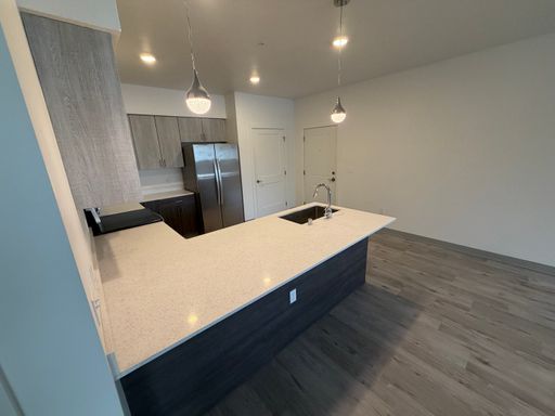 Listing photo thumbnail